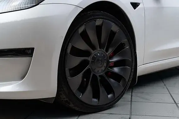 Tesla Model 3 2021 photo 3