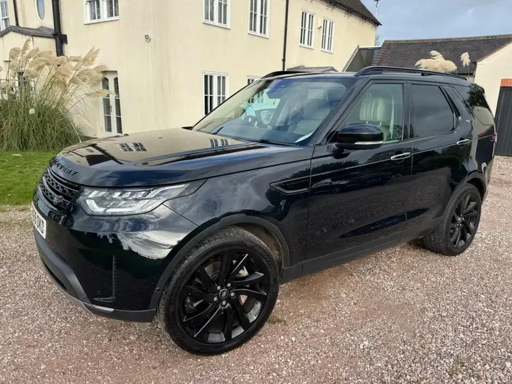Land Rover Discovery 2019 photo 3