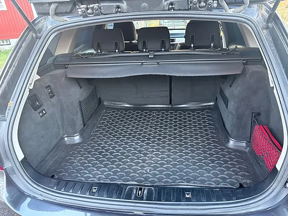 BMW 320D 2008 photo 4