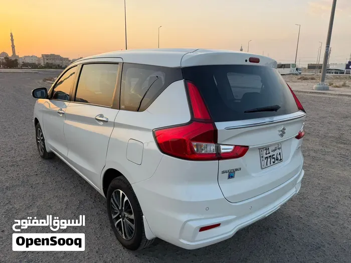 Suzuki Ertiga 2023 photo 2