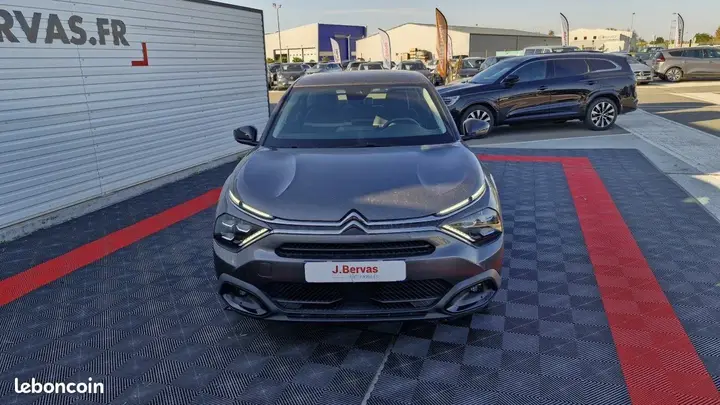 Citroen C4 2023 photo 2