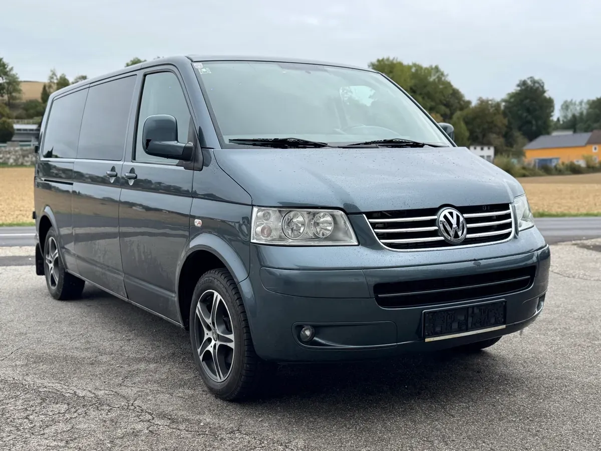 Volkswagen Caravelle 2009 photo 2