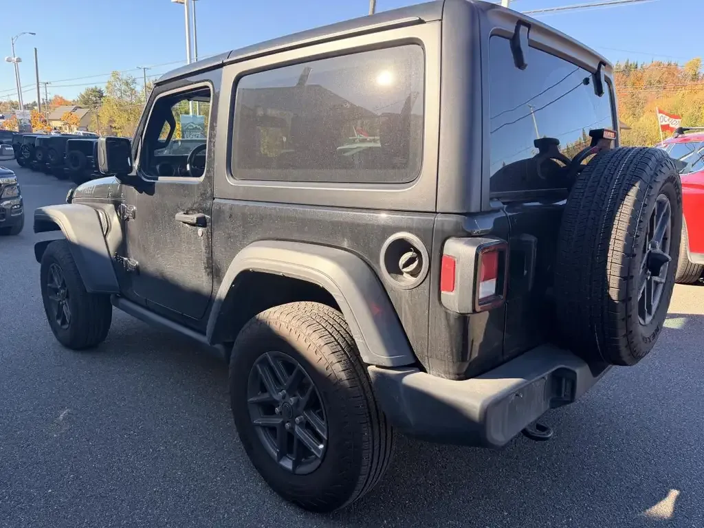 Jeep Wrangler 2023 photo 3