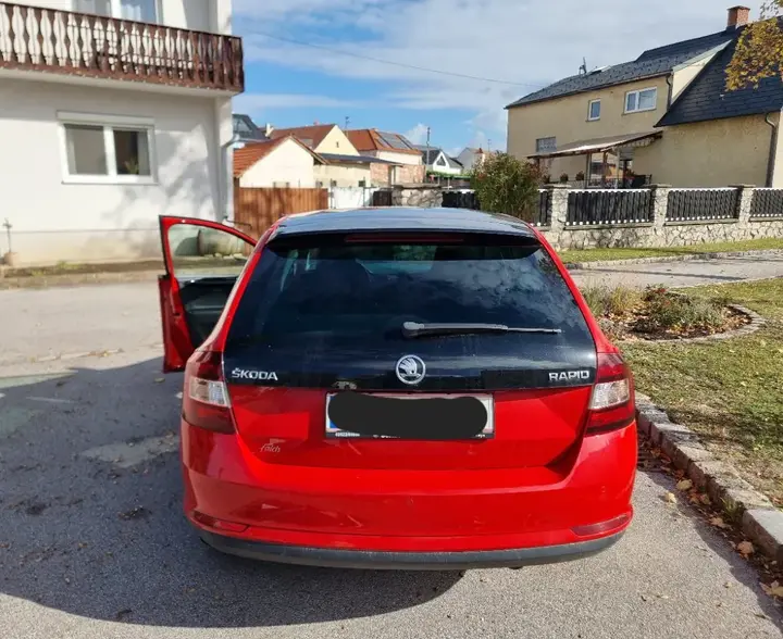 Skoda Rapid 2018 photo 2