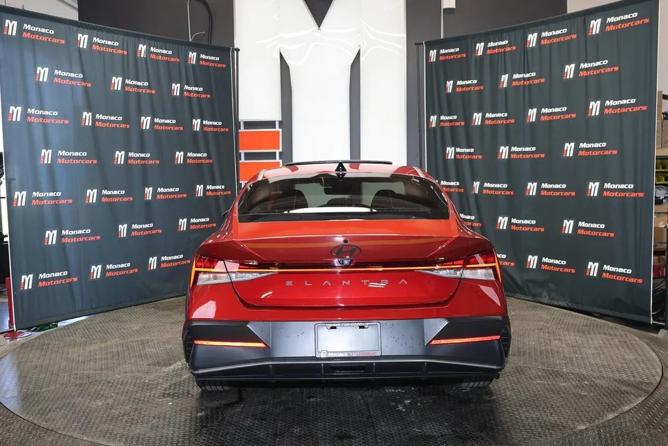 Hyundai Elantra 2024 photo 5