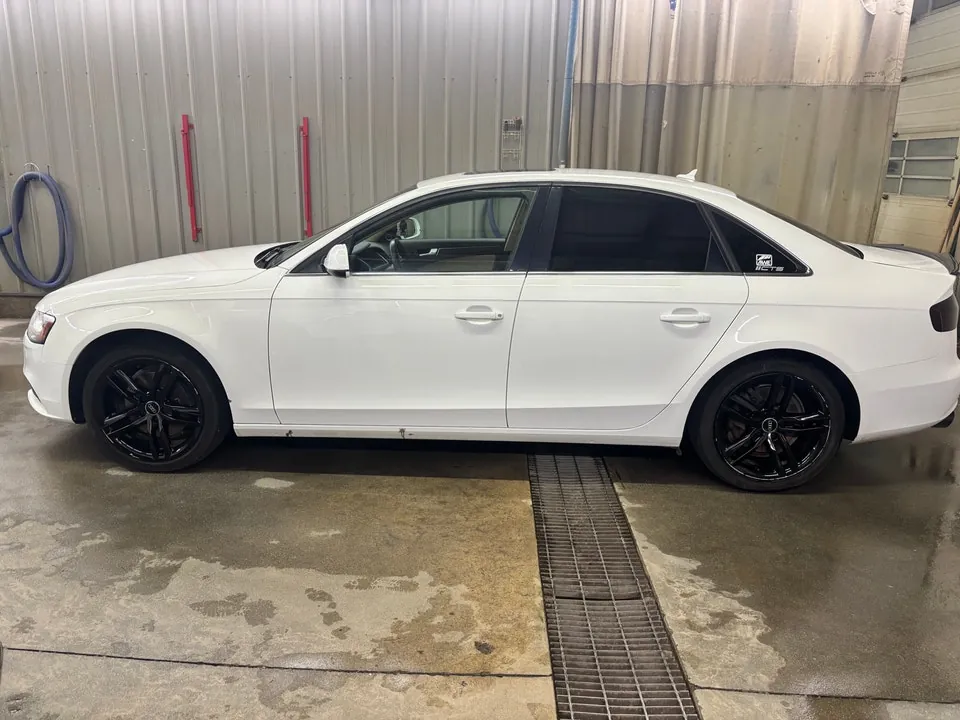 Audi A4 2014 photo 4