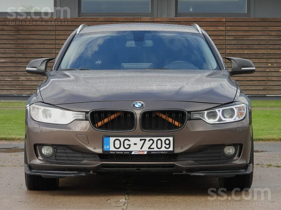 BMW 320 2013 photo 2
