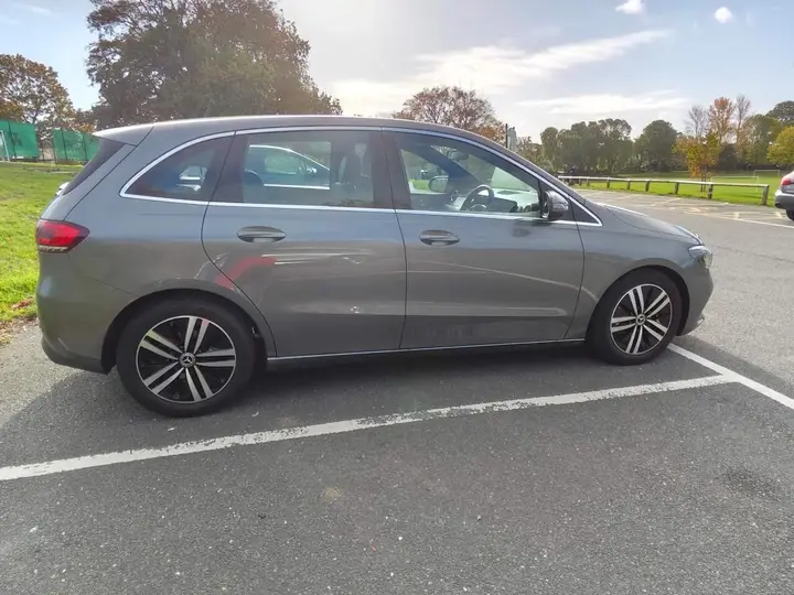 Mercedes-Benz B-Class 2022 photo 5