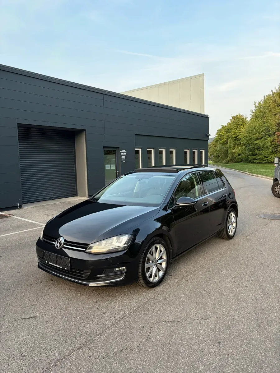 Volkswagen Golf 2013 photo 2