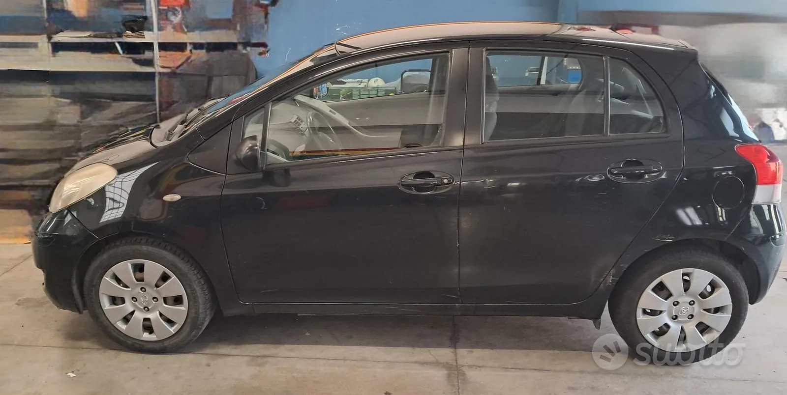 Toyota Yaris 2009 photo 2