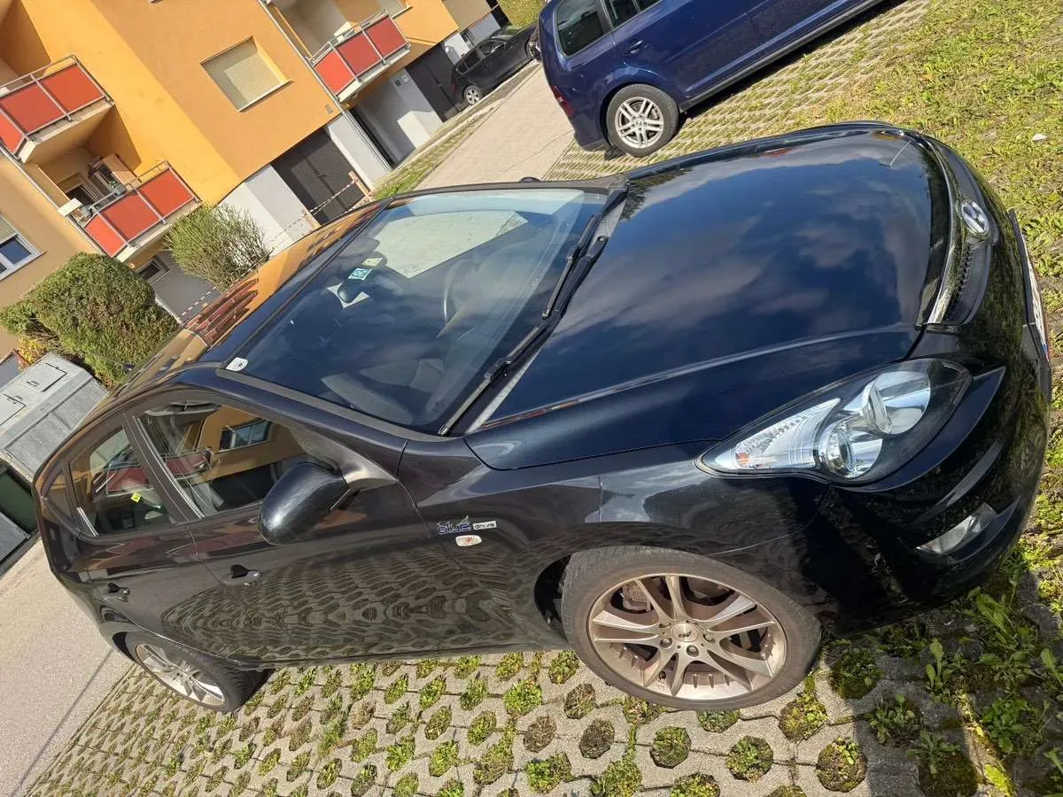 Hyundai I30 2009 photo 3