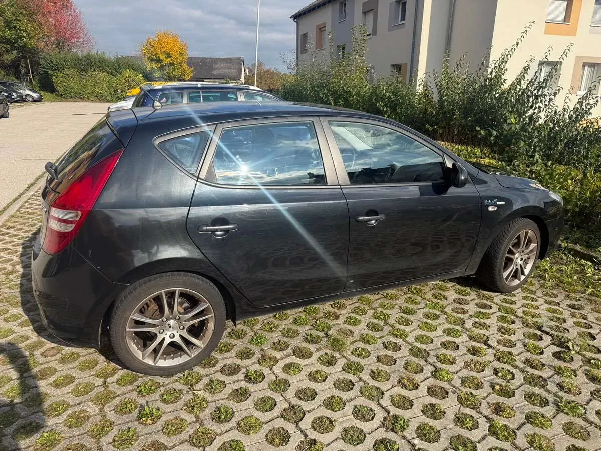 Hyundai I30 2009 photo 2