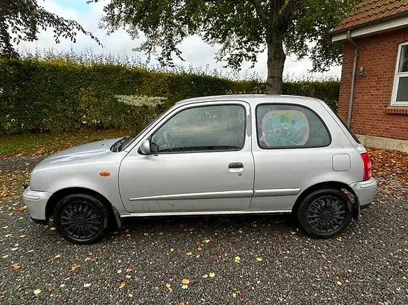 Nissan Micra 2003 photo 2
