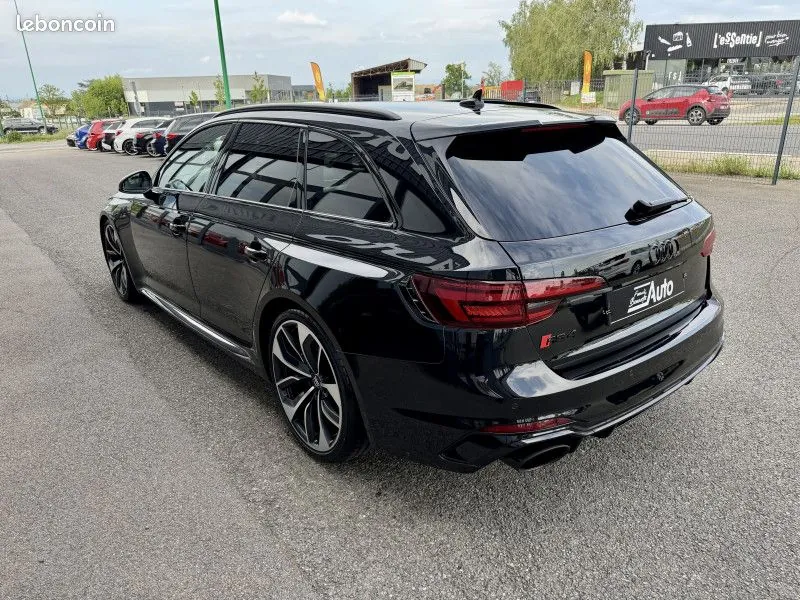 Audi Rs4 2018 photo 5