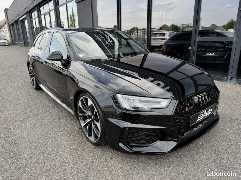 Audi Rs4 2018 photo 2