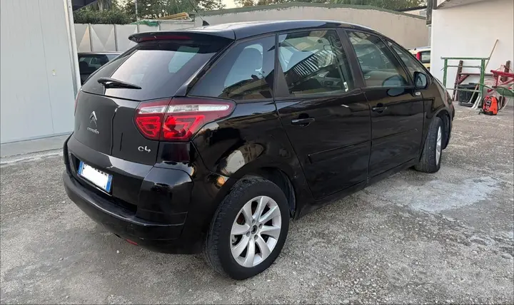 Citroen C4 Picasso 2011 photo 5