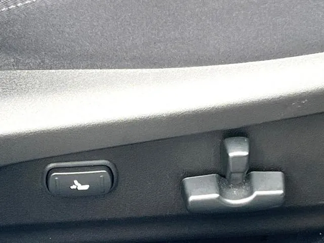 Subaru Legacy Touring Wagon 2011 photo 5