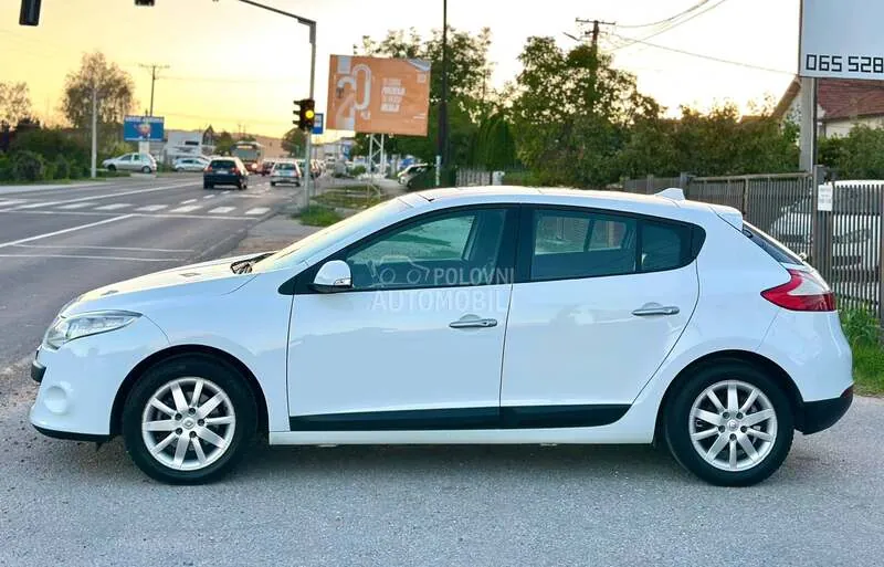 Renault Megane 2009 photo 4