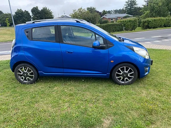 Chevrolet Spark 2011 photo 3