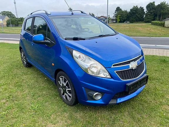 Chevrolet Spark 2011 photo 2