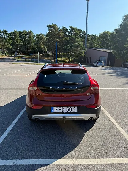 Volvo V40 Cross Country 2015 photo 3