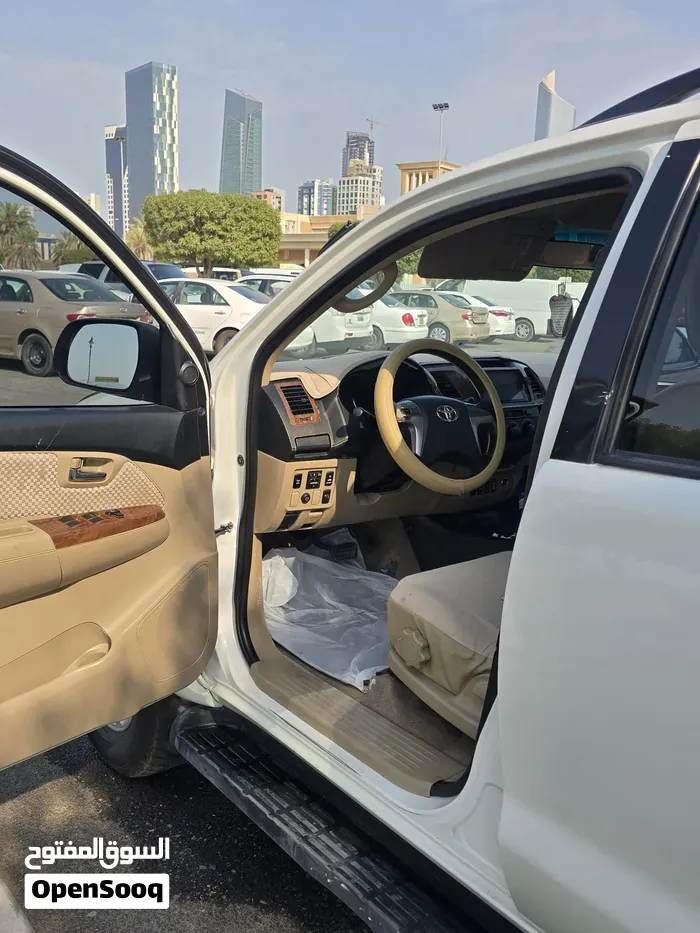 Toyota Fortuner 2014 photo 5
