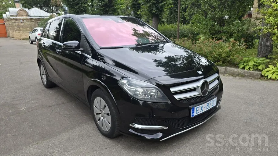 Mercedes-Benz B250