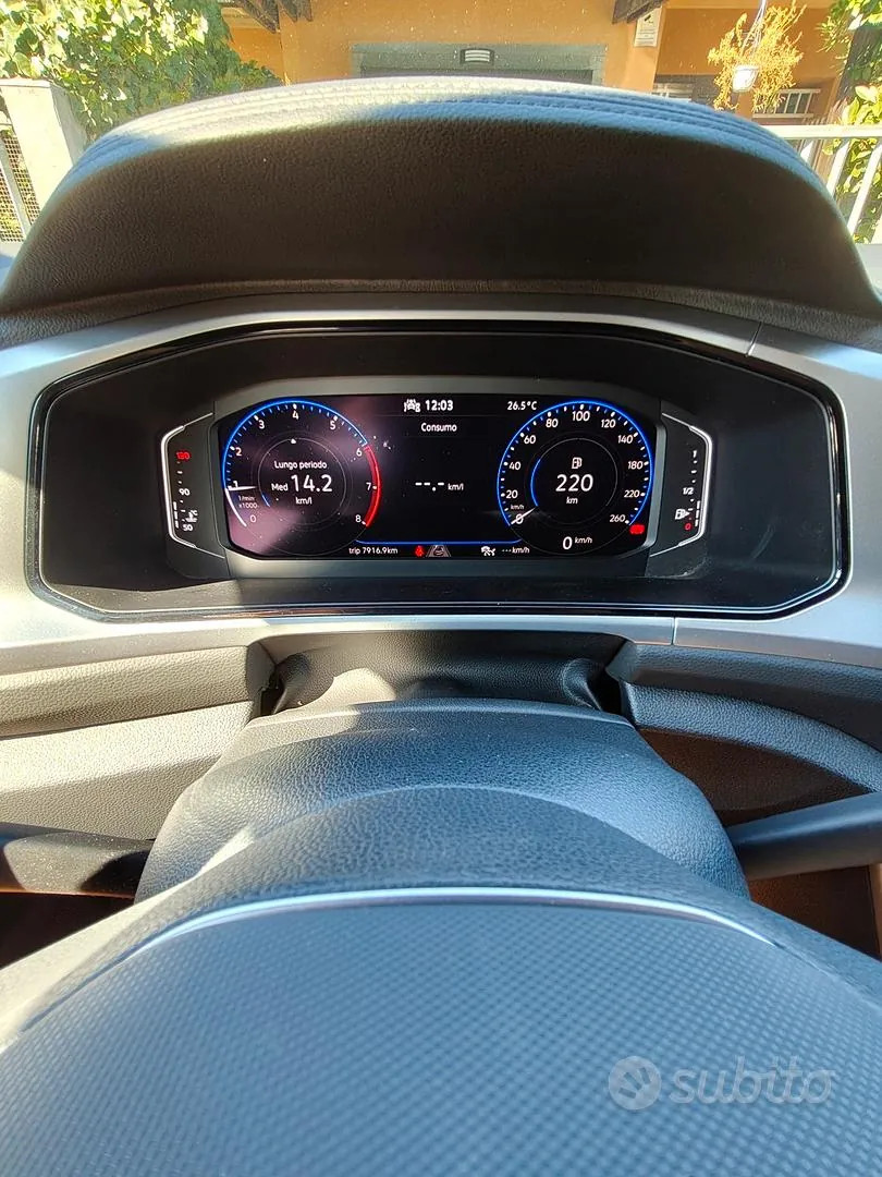 Volkswagen T-Roc 2022 photo 5