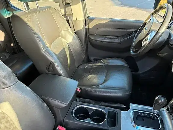 Nissan Navara 2015 photo 5
