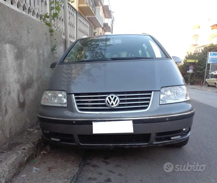 Volkswagen Sharan 2009 photo 3