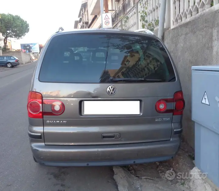Volkswagen Sharan 2009 photo 5