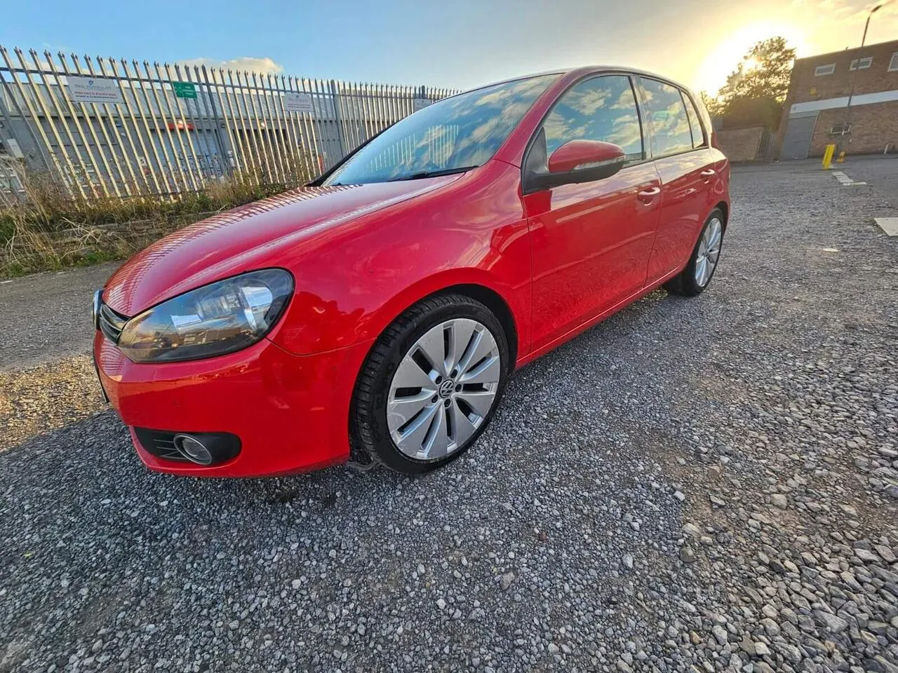 Volkswagen Golf 2012 photo 2