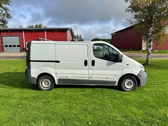Opel Vivaro 2006 photo 4