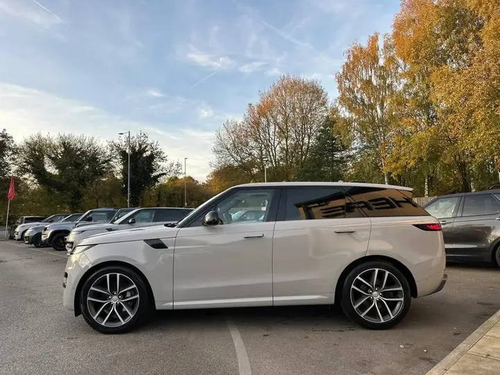Land Rover Range Rover Sport 2022 photo 4