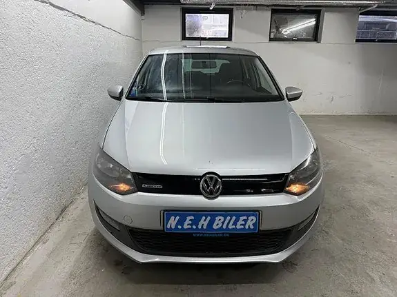 Volkswagen Polo 2012 photo 3