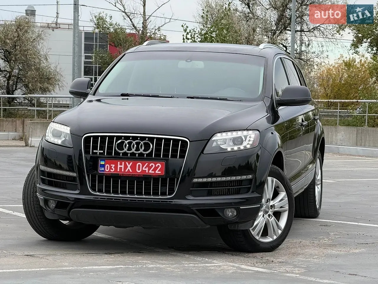 Audi Q7 2011 photo 2