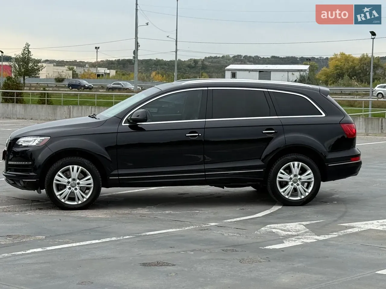 Audi Q7 2011 photo 5
