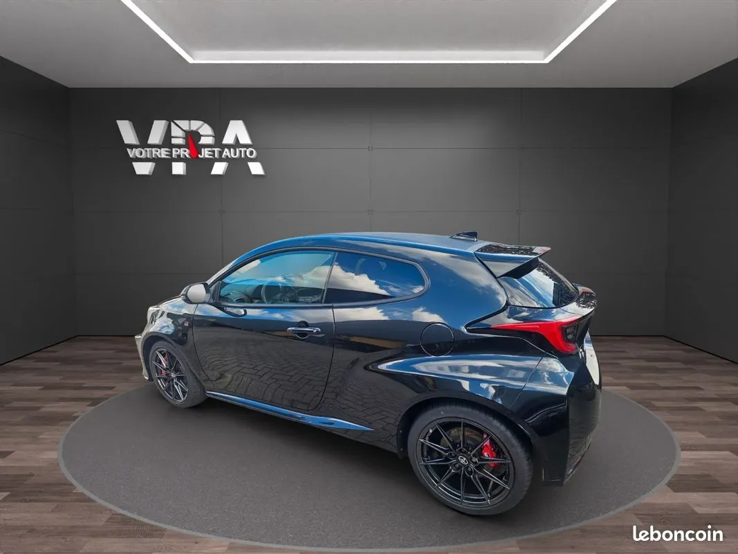 Toyota Yaris 2022 photo 3