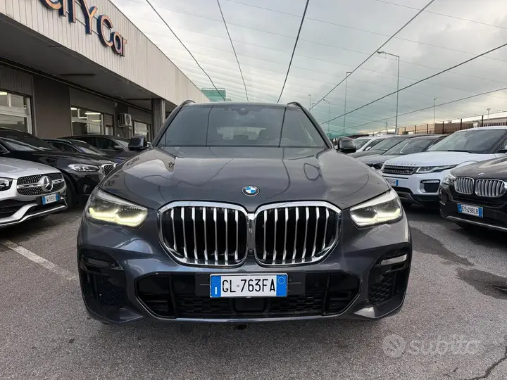 BMW X5 2022 photo 2