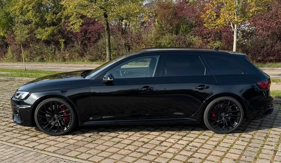 Audi Rs4 Avant