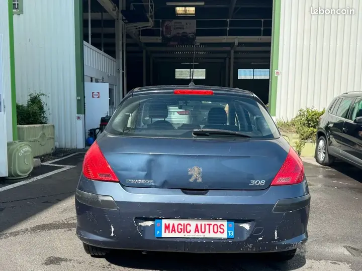 Peugeot 308 2008 photo 3