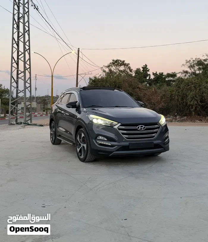 Hyundai Tucson