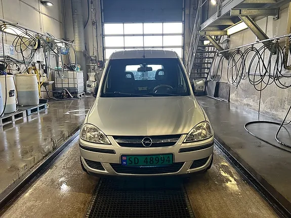 Opel Combo 2009 photo 2