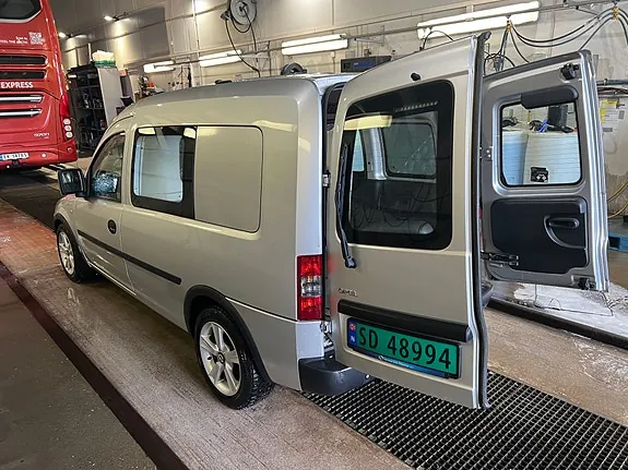 Opel Combo 2009 photo 3