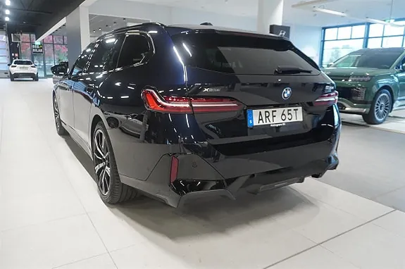 BMW 530E 2026 photo 4