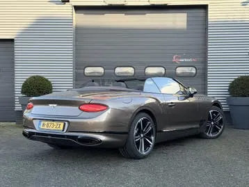 Bentley Continental Gtc 2019 photo 2
