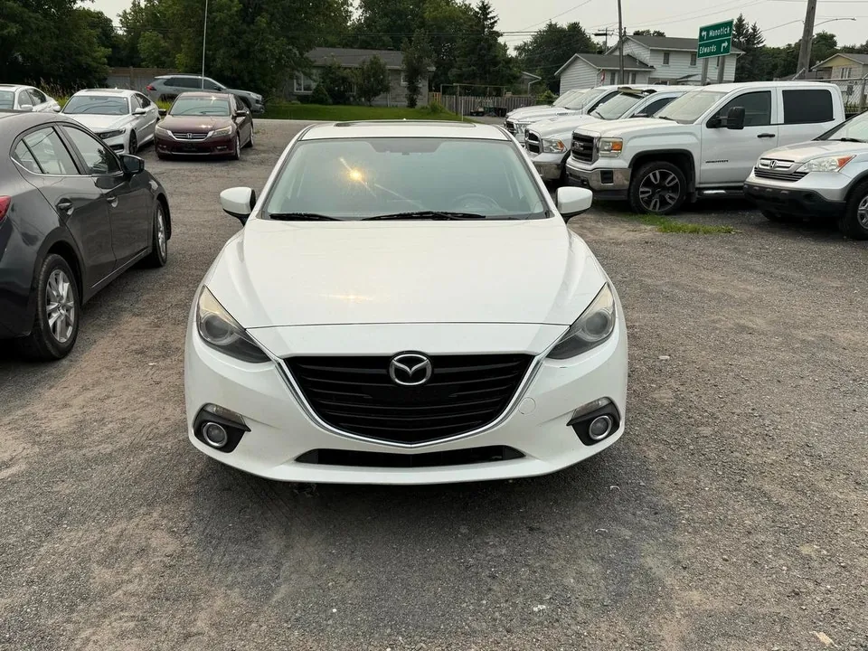 Mazda Mazda3 2015 photo 2