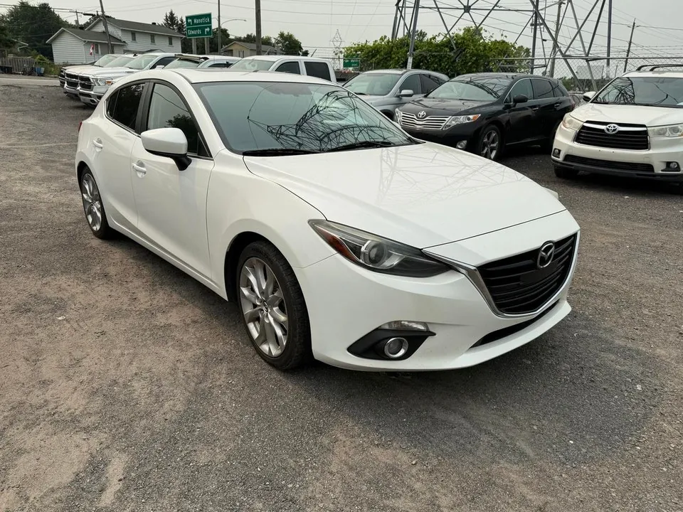 Mazda Mazda3 2015 photo 3