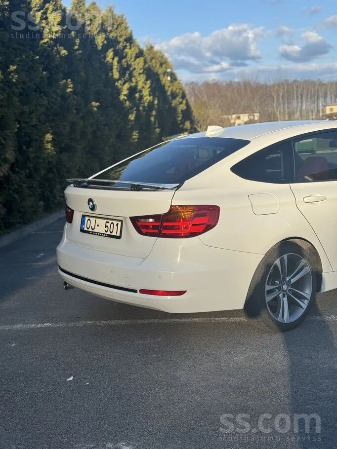 BMW 318 2013 photo 5