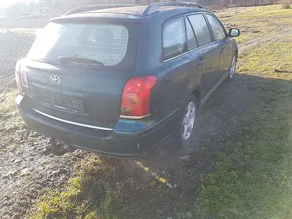 Toyota Avensis 2004 photo 3